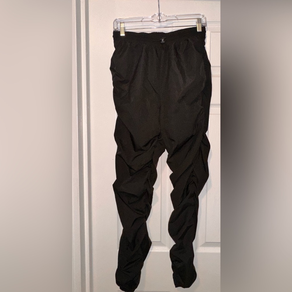 SHEIN Black scrunched swish jogger pants with scrunch sides